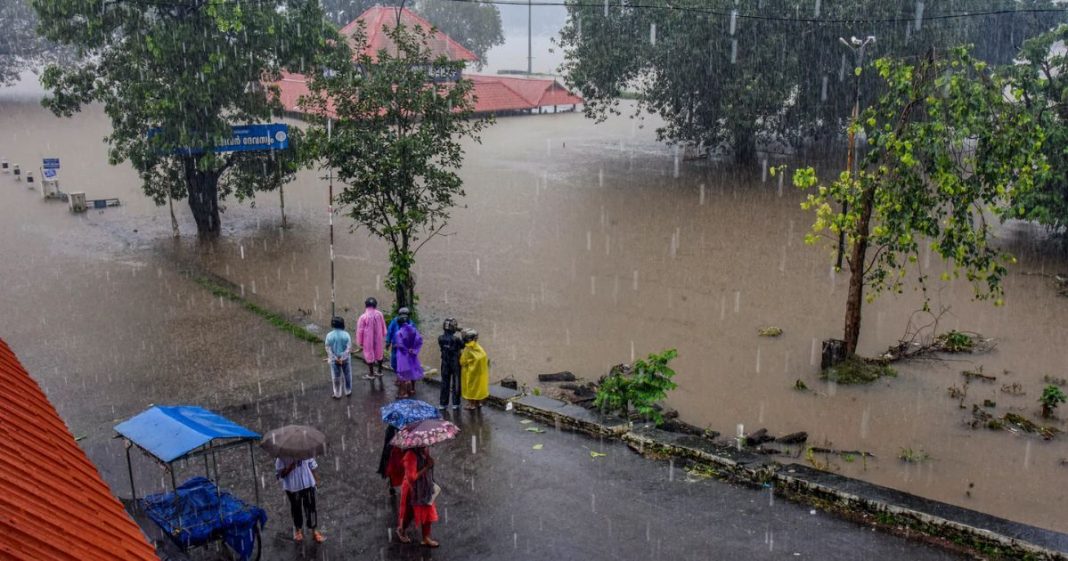 देश के उत्तर और पश्चिमी राज्यों में बारिश ने भारी तबाही मचाई है। उत्तर प्रदेश, बिहार, मध्यप्रदेश, राजस्थान, ओडिशा और हिमाचल प्रदेश जैसे राज्यों में बीते कुछ दिनों से लगातार हो रही मूसलधार बारिश के चलते बाढ़ जैसे हालात बन गए हैं। flood in India 2025 heavy rain in north India satellite images flood monsoon destruction 2025 Rajasthan flood update