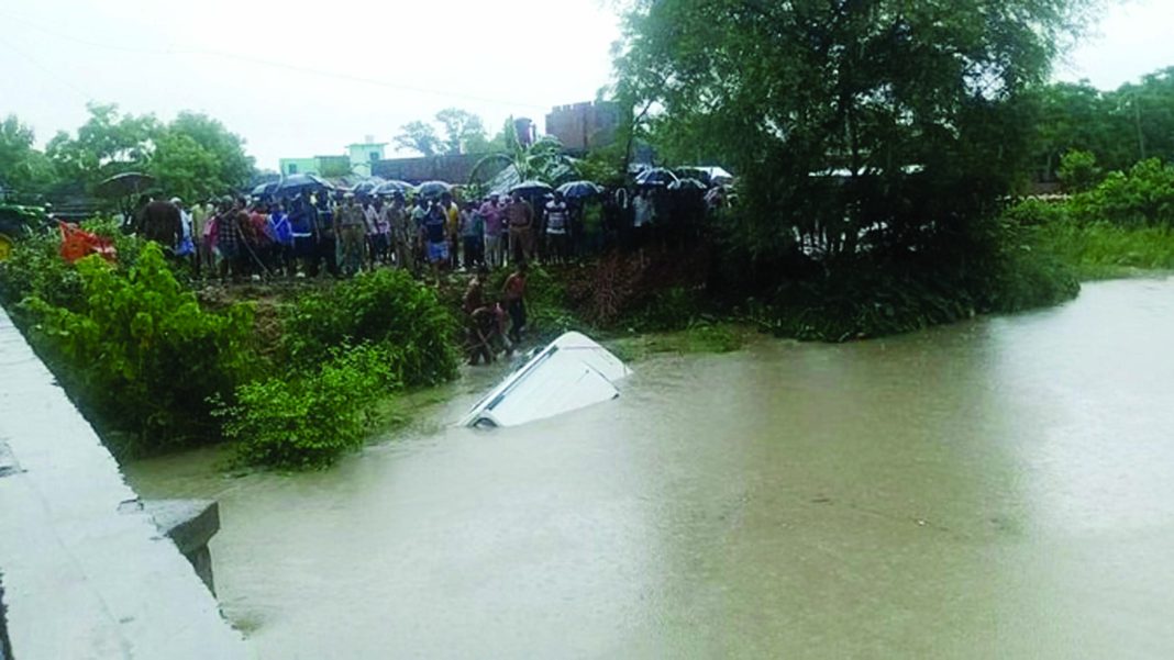 Gonda accident, UP canal accident,