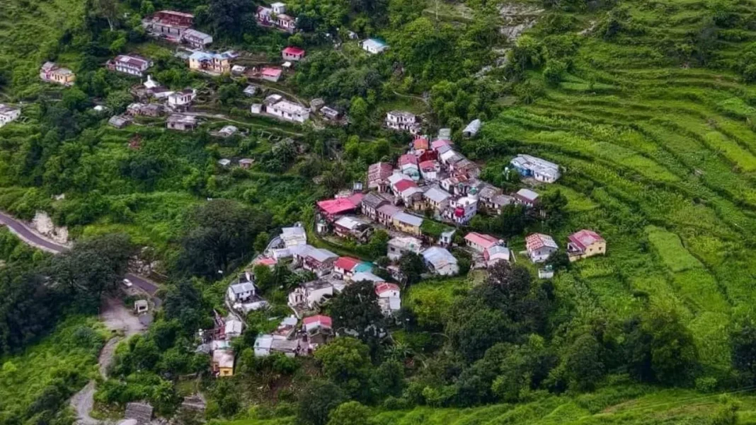 उत्तराखंड गांव का नाम बदला खूनी गांव बना देवीग्राम Khooni Gaon renamed Devigram Uttarakhand village renaming Devigram Uttarakhand news गाँव का नाम परिवर्तन उत्तराखंड Uttarakhand positive village story