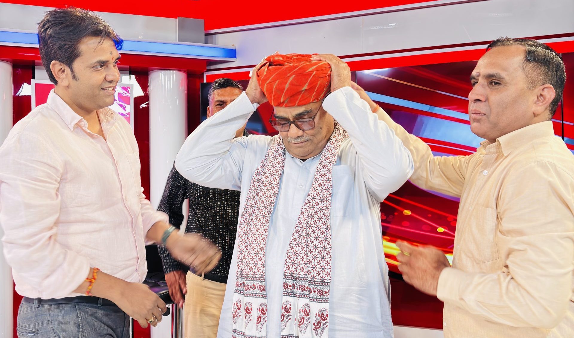 शिक्षा मंत्री मदन दिलावर लोकमत राजस्थान स्टूडियो पहुंचे — शिक्षा में नवाचार और बदलाव पर रखे विचार